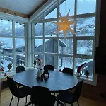 Velkommen Til Topp Pa Strandafjellet 2 Soverom Og Hems *