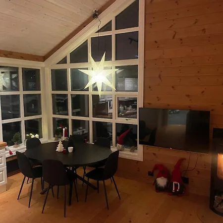 Velkommen Til Topp Pa Strandafjellet 2 Soverom Og Hems *