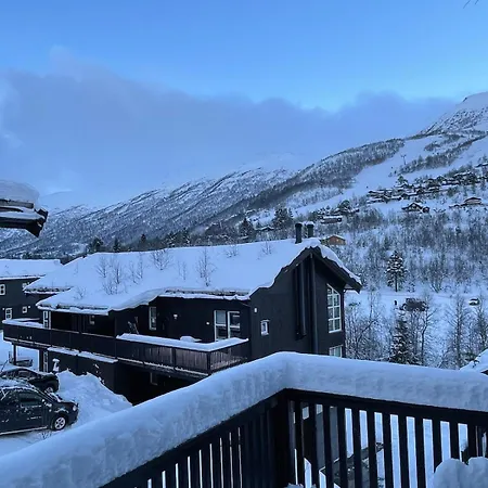 Velkommen Til Topp Pa Strandafjellet 2 Soverom Og Hems