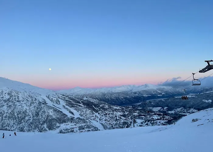 Velkommen Til Topp Pa Strandafjellet 2 Soverom Og Hems Apartament *